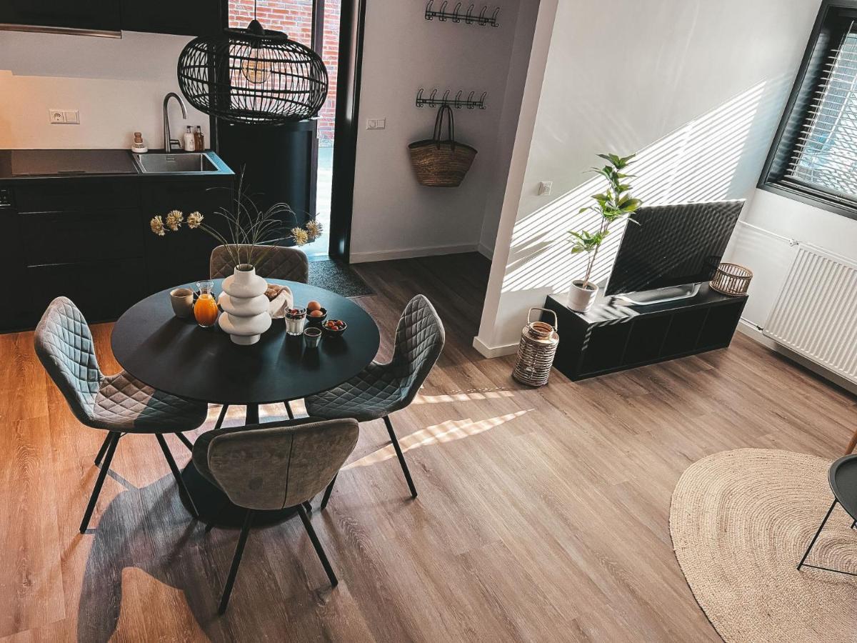 Het Amsterdamse Raadhuisje Villa Landsmeer Luaran gambar