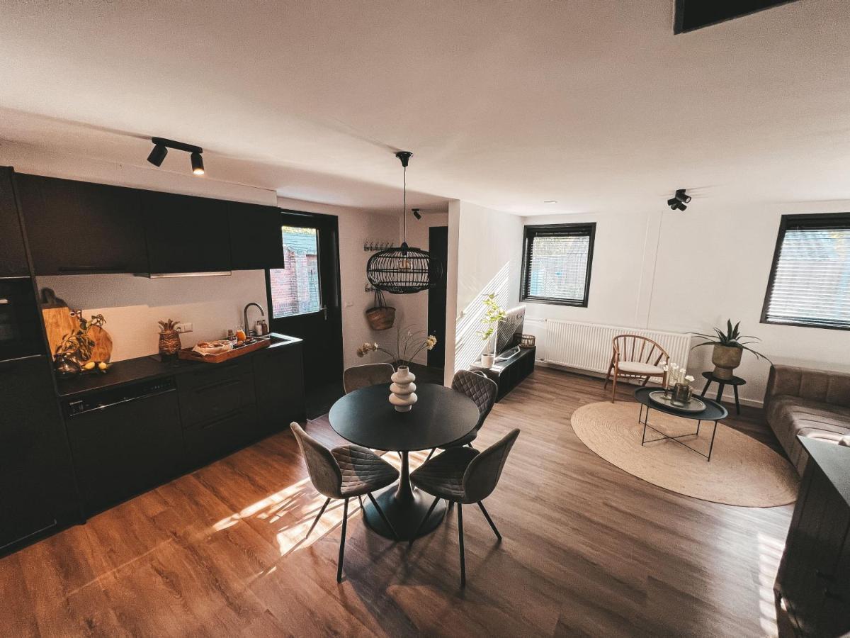 Het Amsterdamse Raadhuisje Villa Landsmeer Luaran gambar